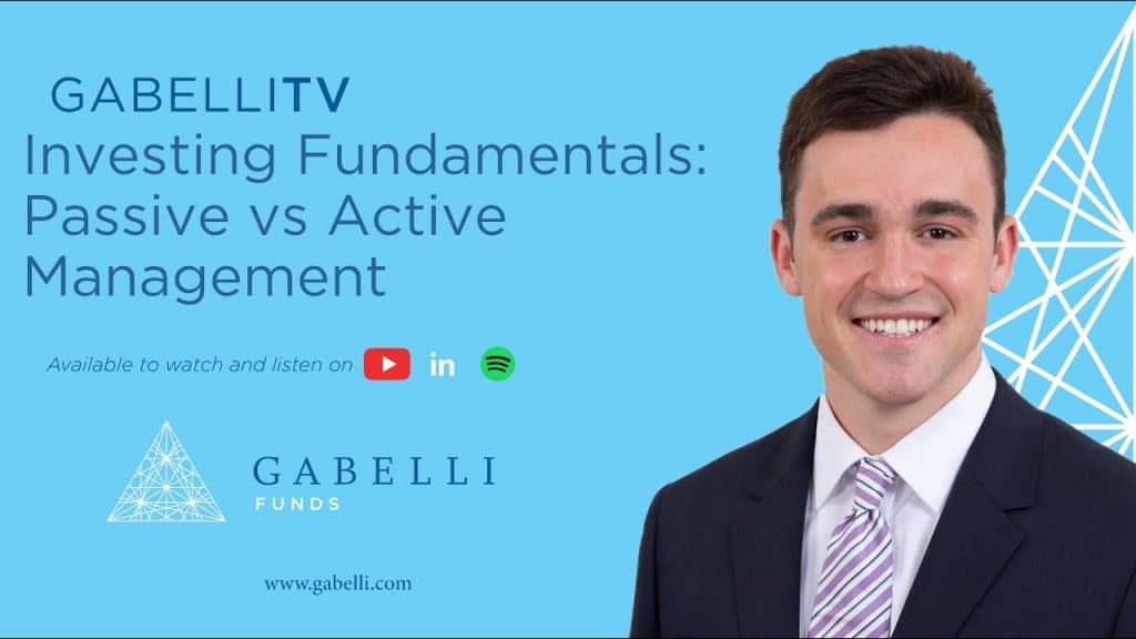 Investing Fundamentals: Passive vs Active Management