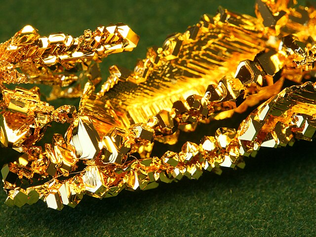 Gold crystals