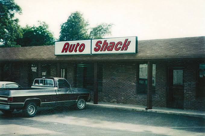 Auto Shack (~1986) before the name change to Auto Zone. : r/nostalgia